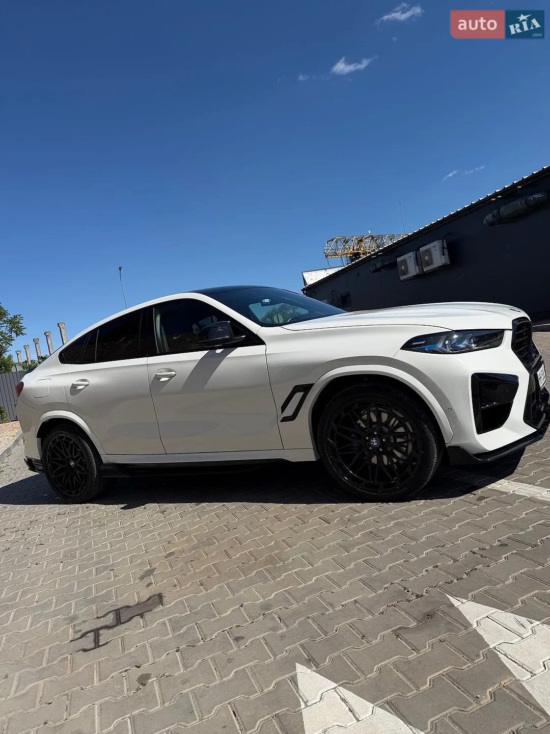 2022 BMW X6 - мініатюра 6