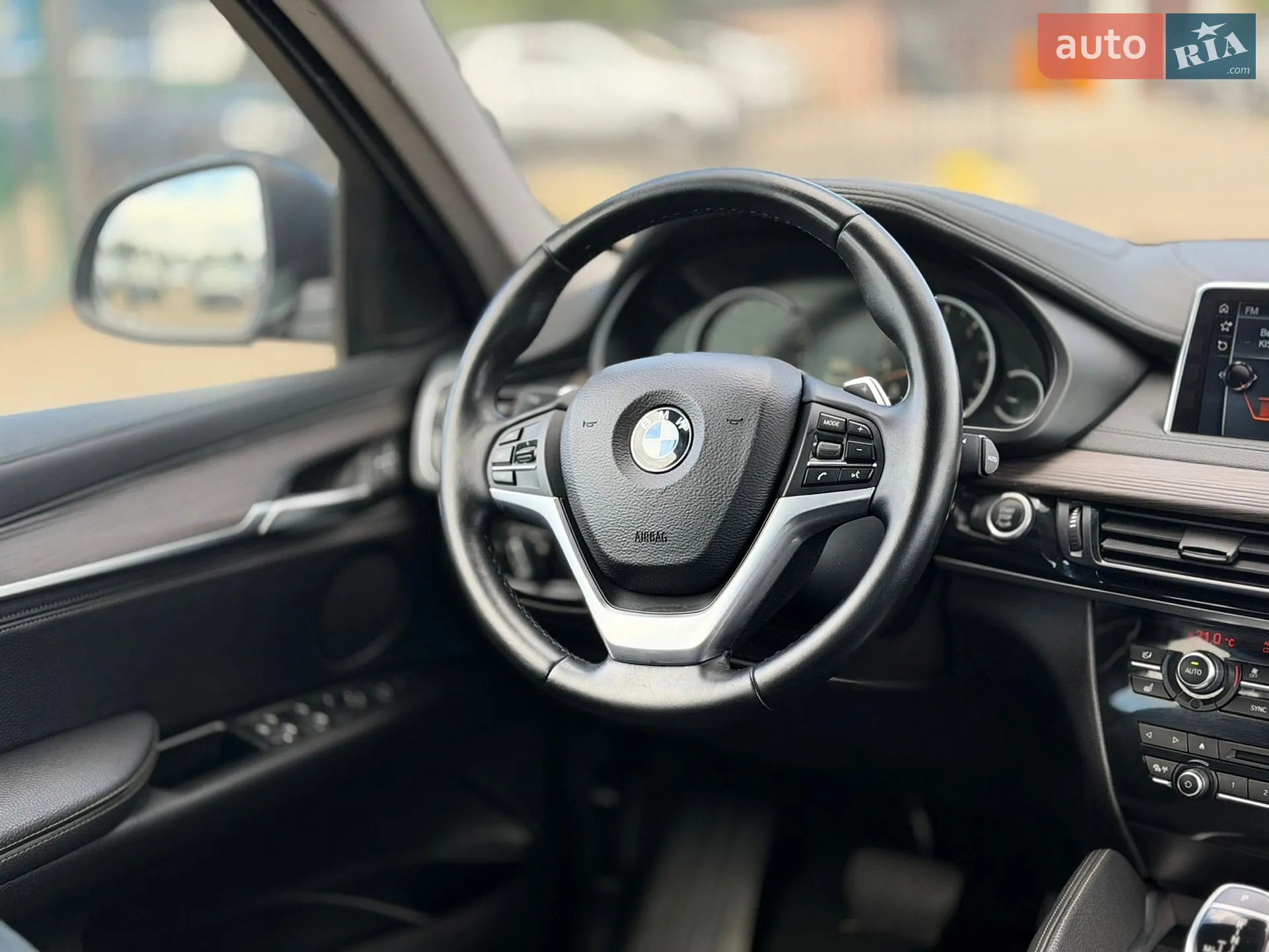 2017 BMW X6 - мініатюра 23