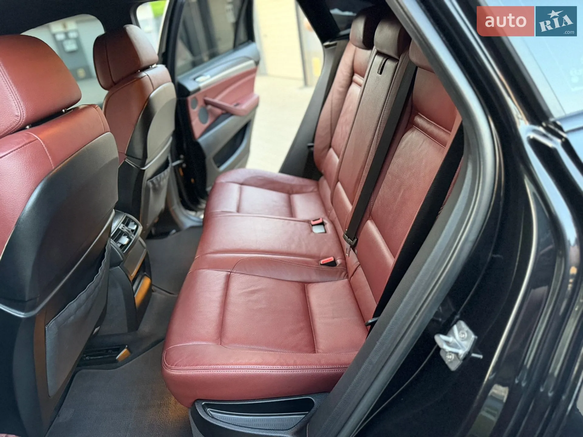 2011 BMW X6 - мініатюра 24