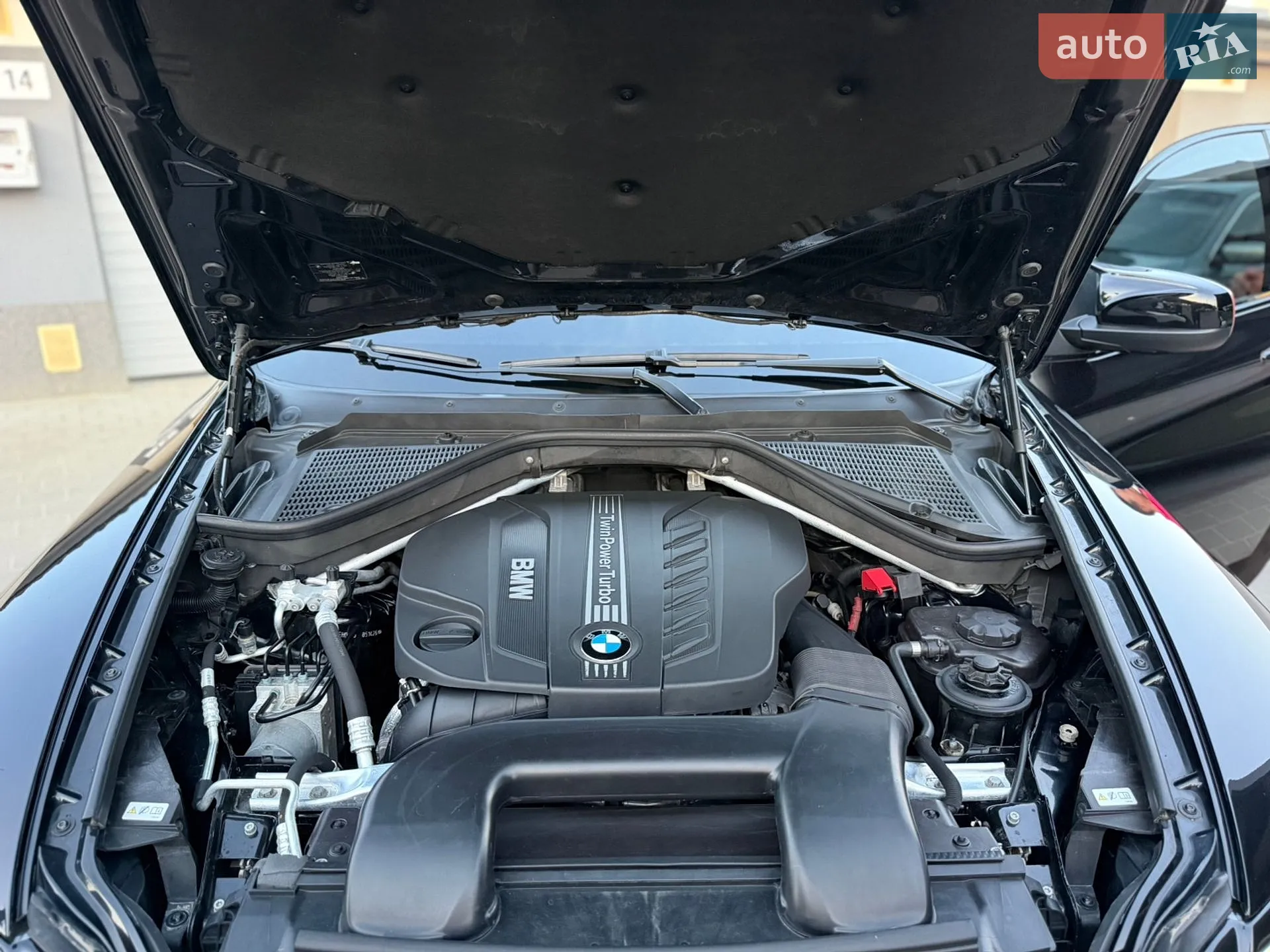 2011 BMW X6 - мініатюра 32