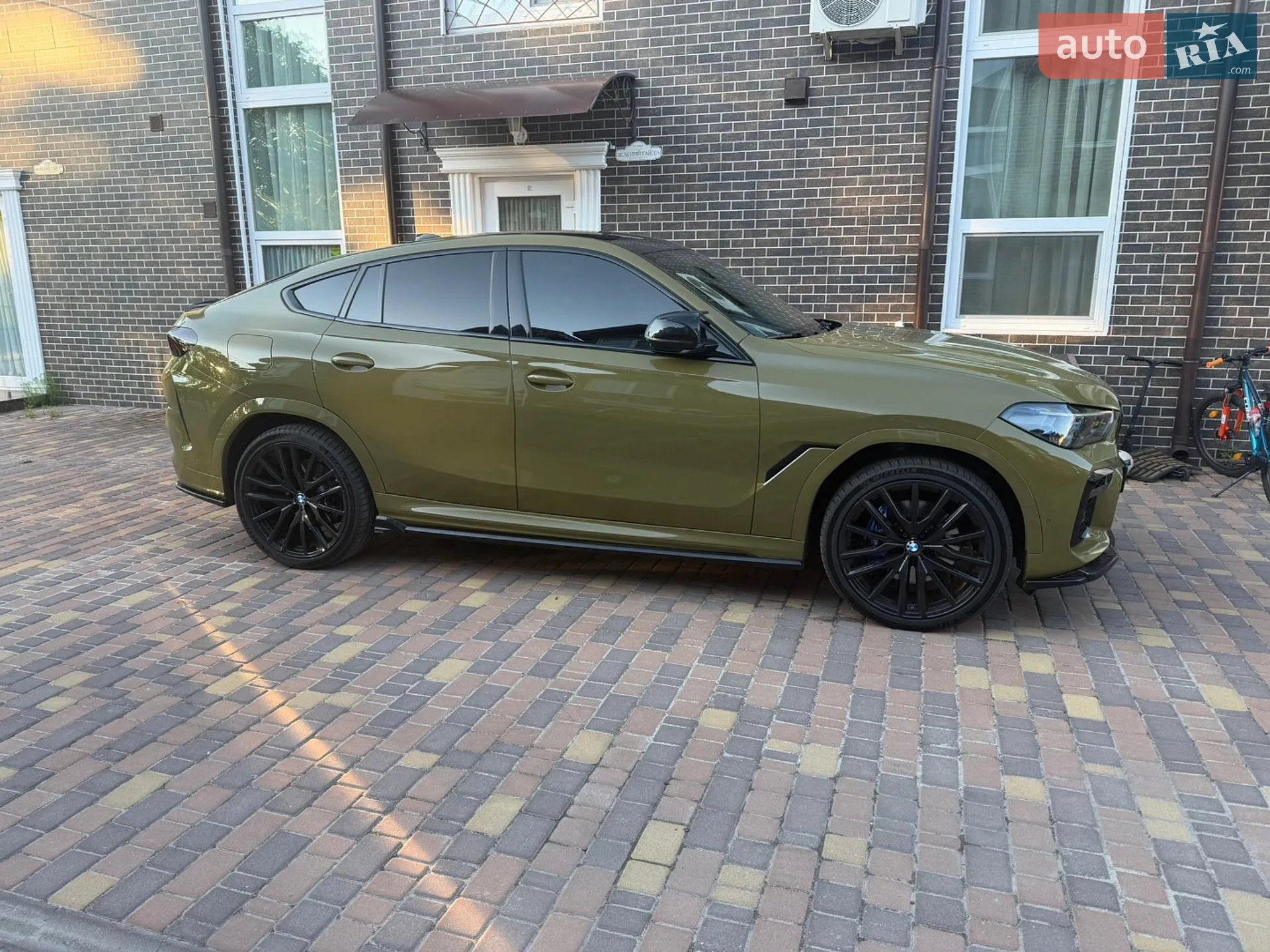 2021 BMW X6 - фото 1
