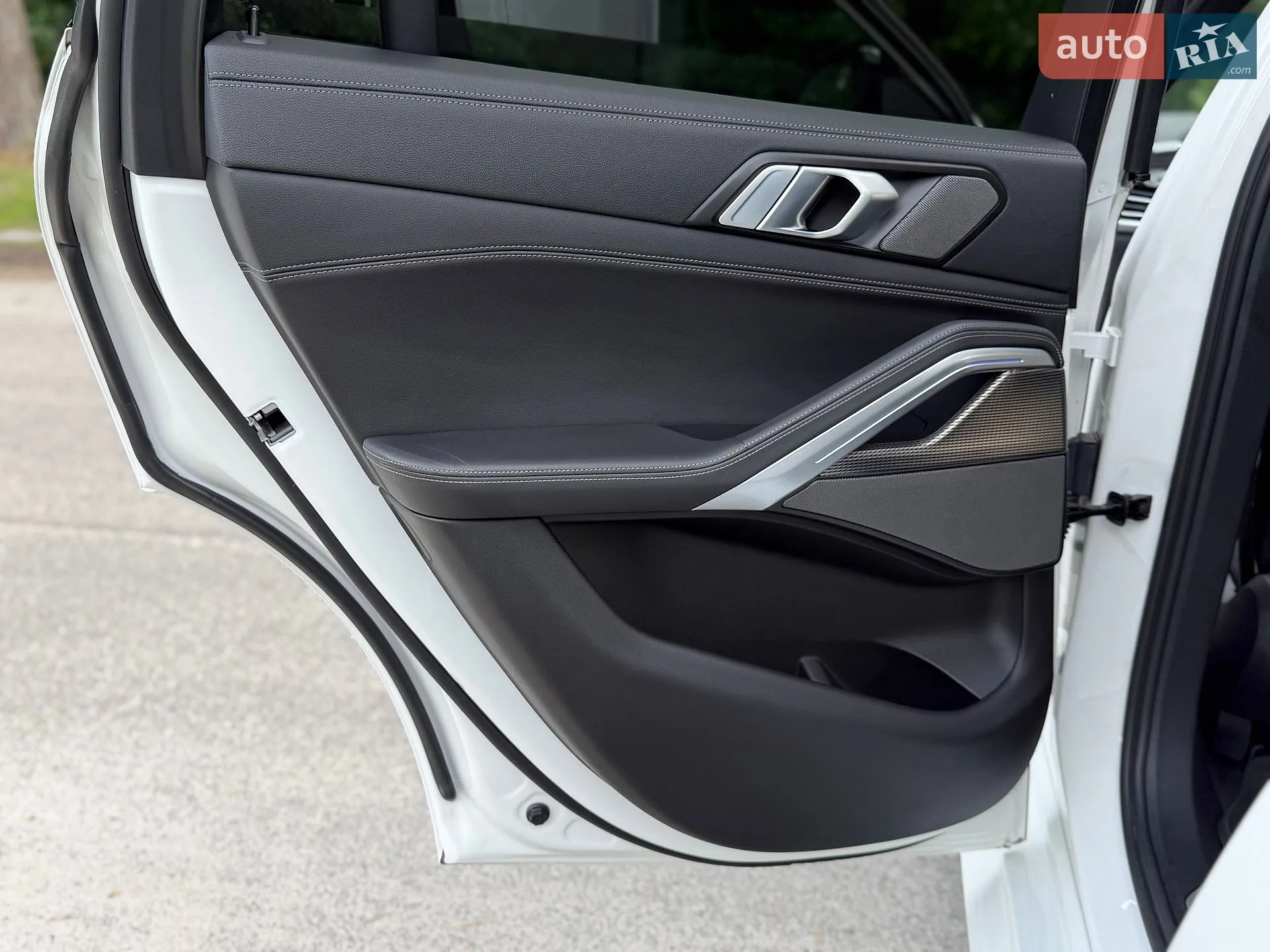 2021 BMW X6 - мініатюра 44