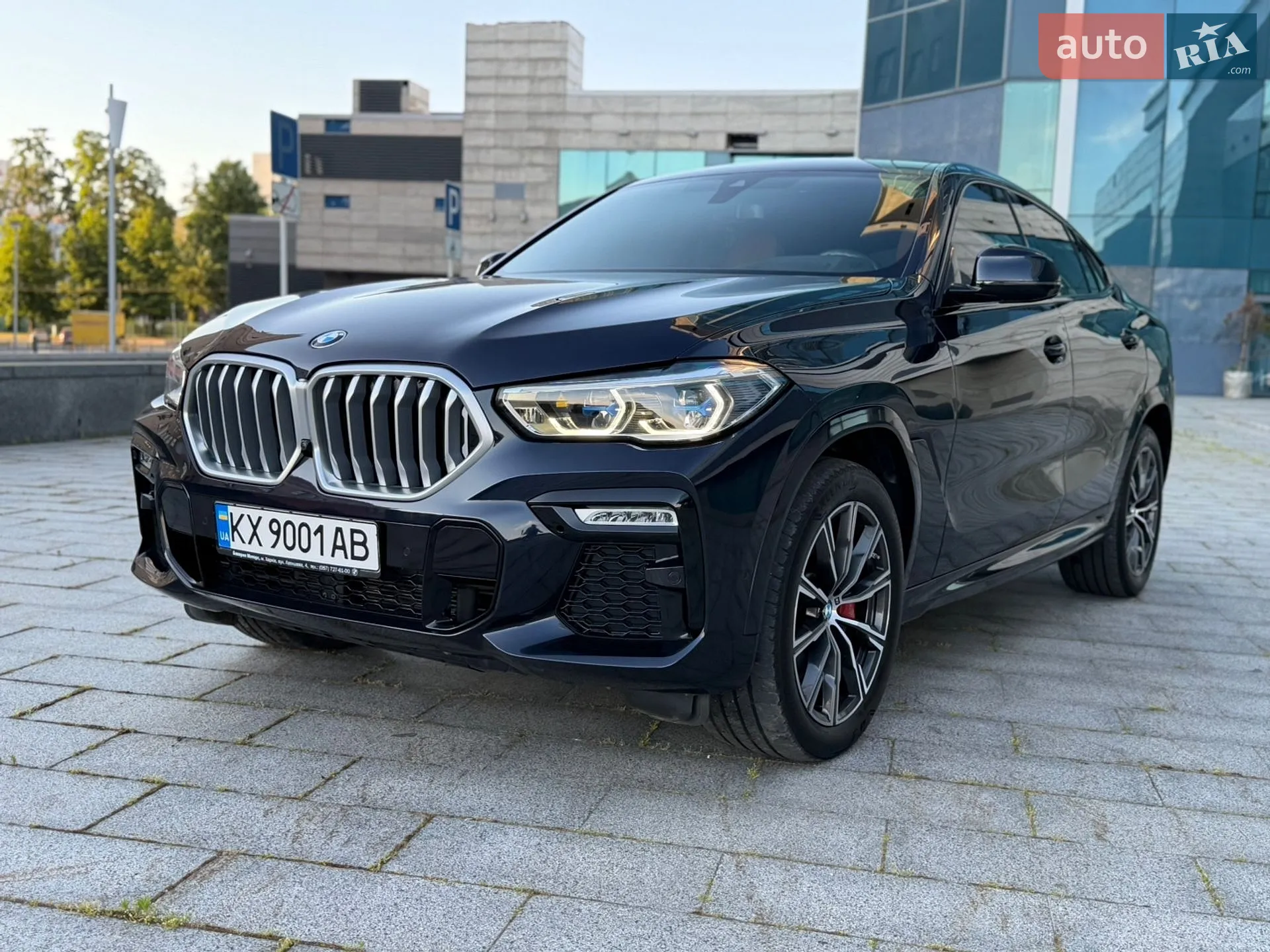 2022 BMW X6 - мініатюра 2