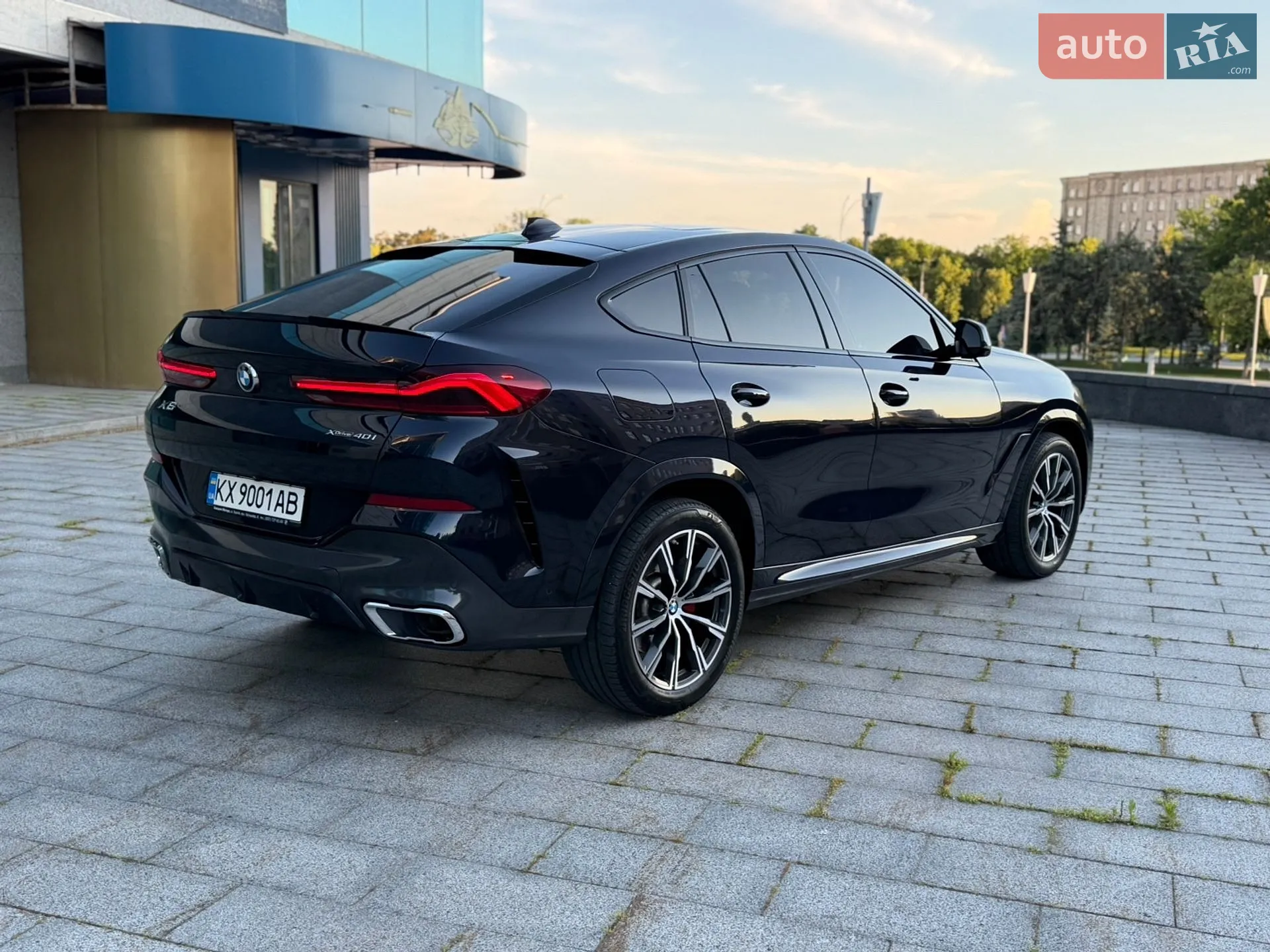 2022 BMW X6 - мініатюра 12