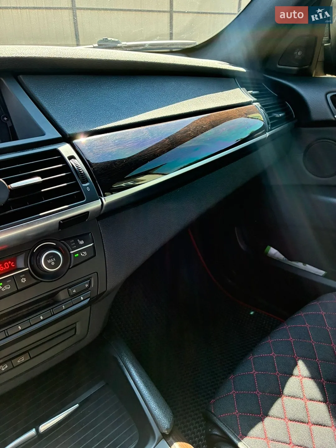 2011 BMW X6 - мініатюра 22