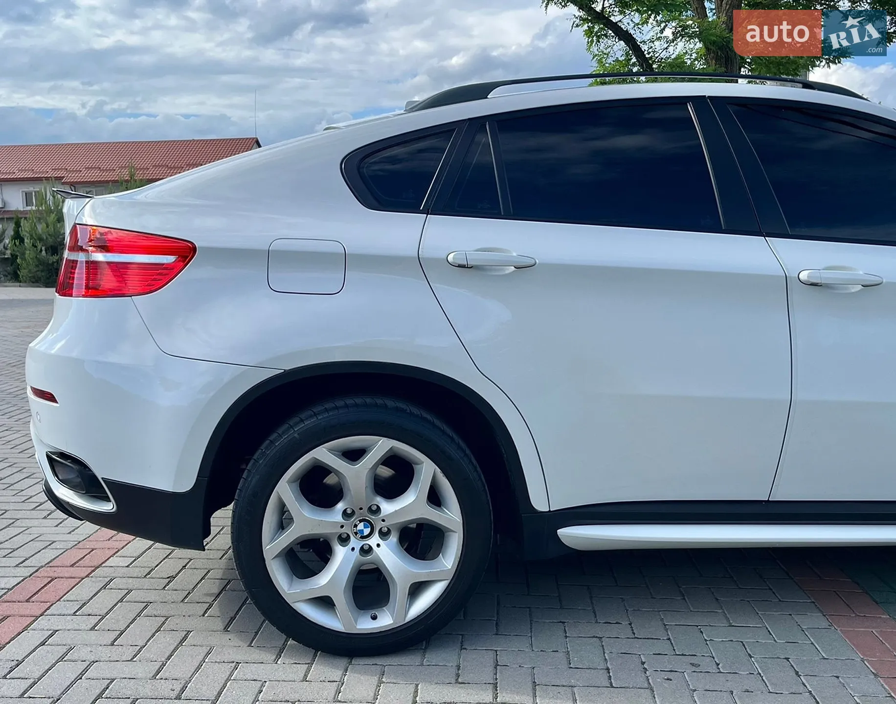 2010 BMW X6 - мініатюра 35