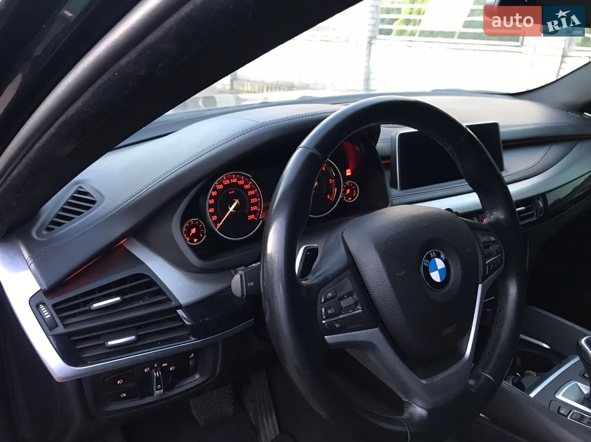 2015 BMW X6 - мініатюра 15