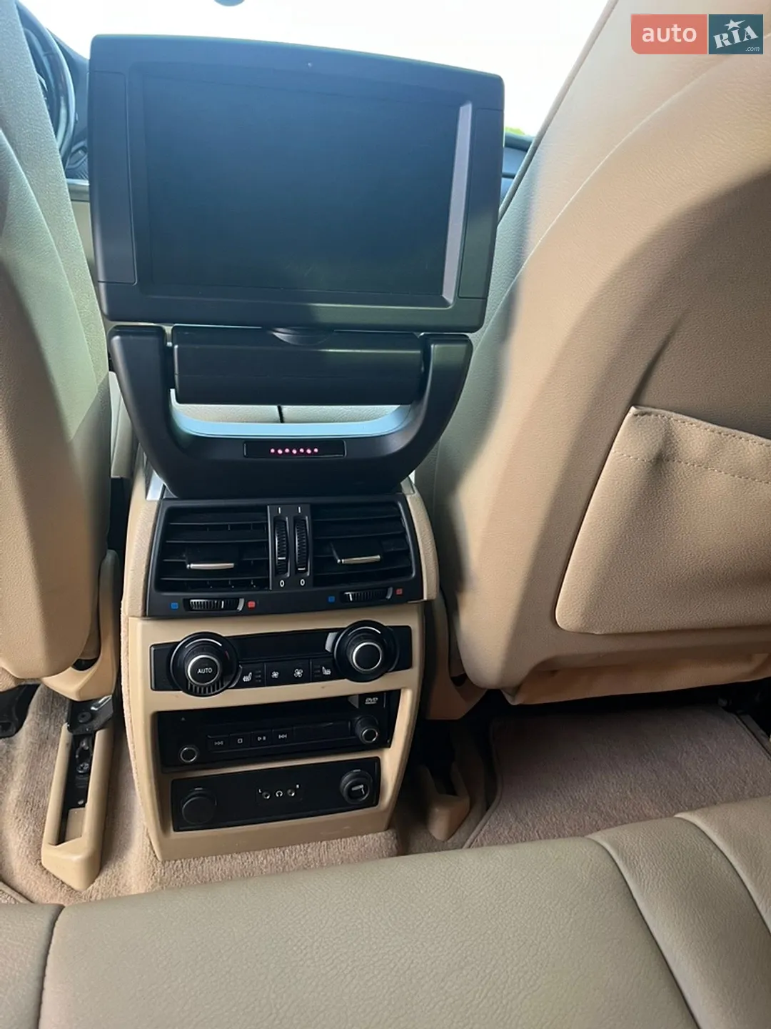 2011 BMW X6 - мініатюра 18