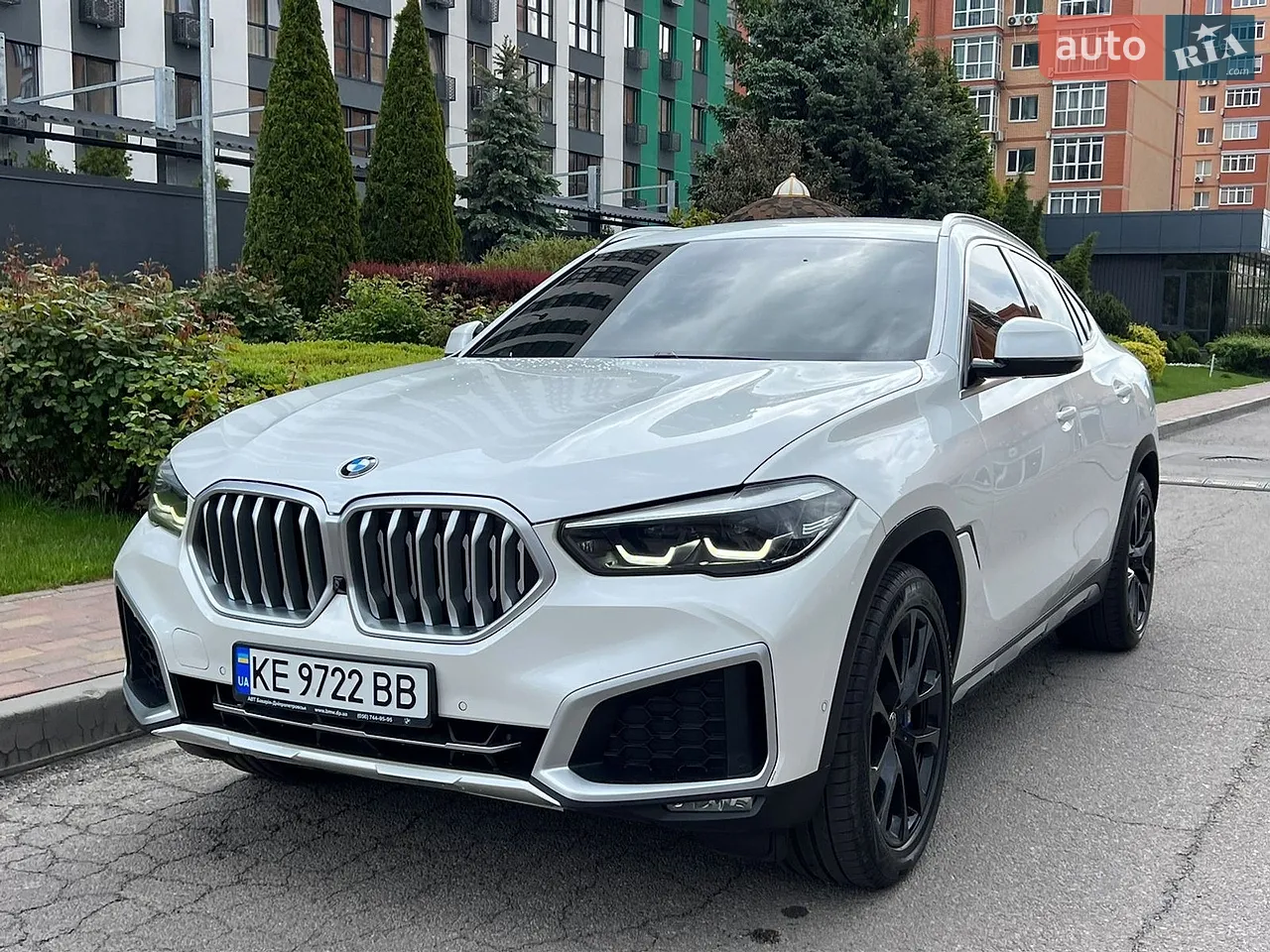2021 BMW X6 - мініатюра 31