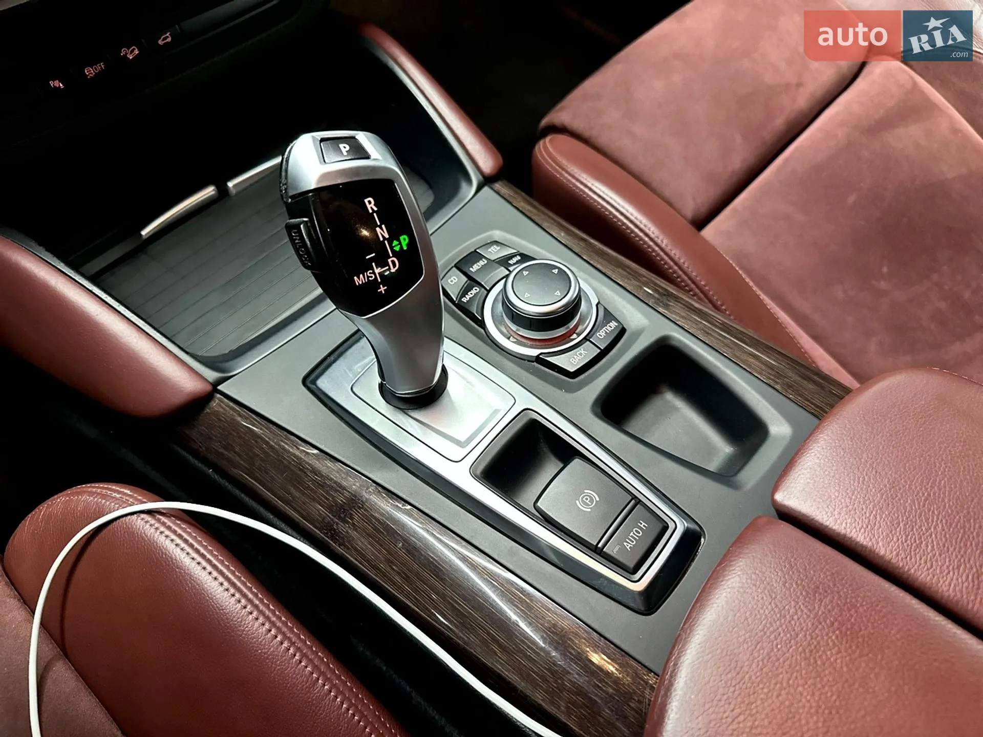 2010 BMW X6 - мініатюра 25