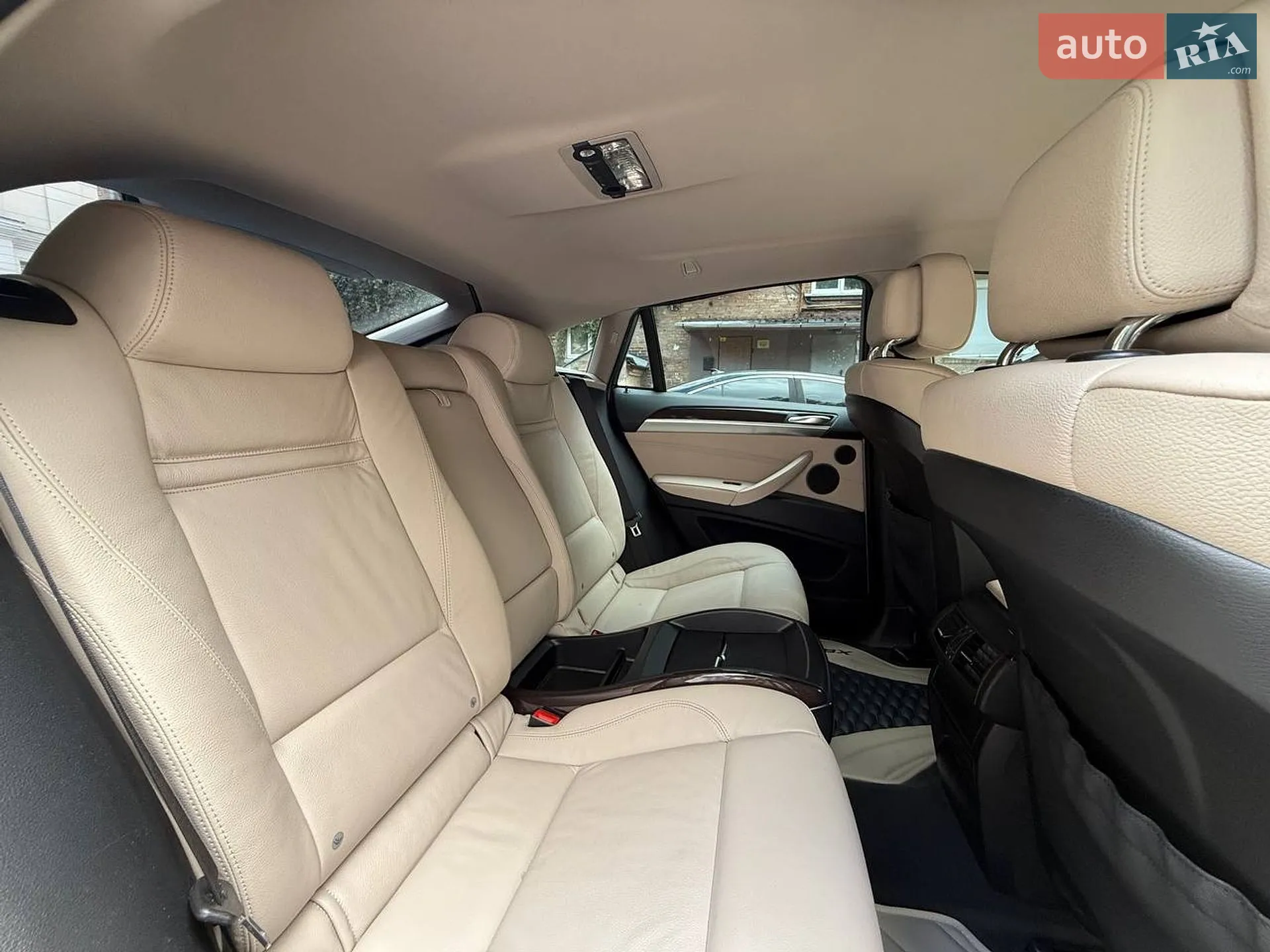 2010 BMW X6 - мініатюра 21