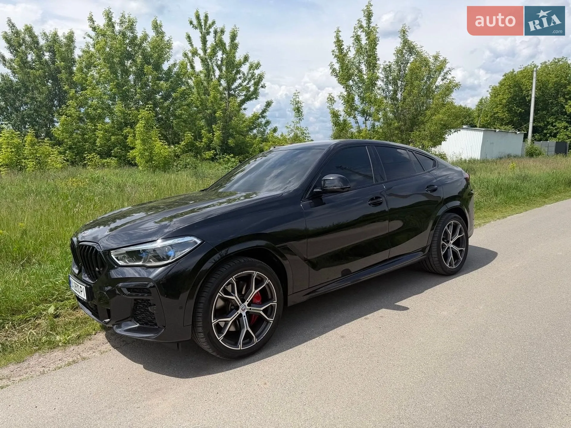 2022 BMW X6 - фото 1