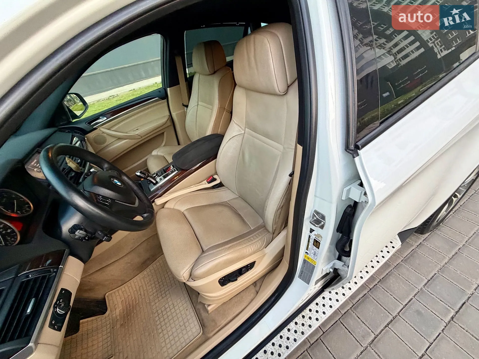 2010 BMW X6 - мініатюра 39