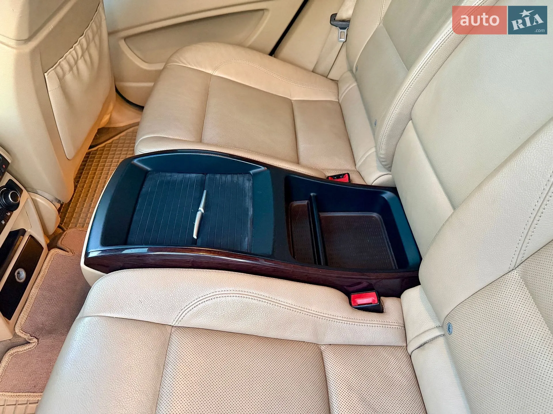 2010 BMW X6 - мініатюра 85