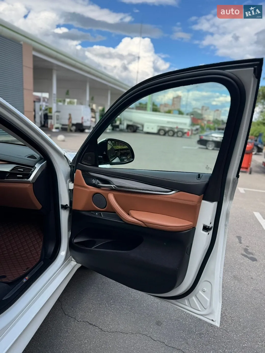 2017 BMW X6 - мініатюра 23