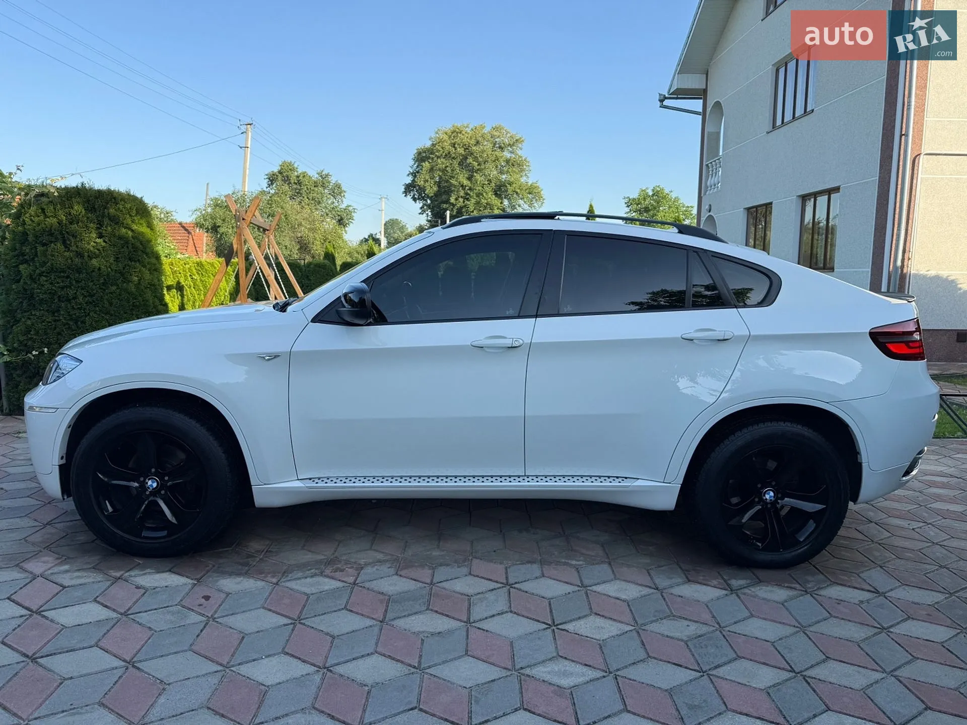 2010 BMW X6 - мініатюра 12