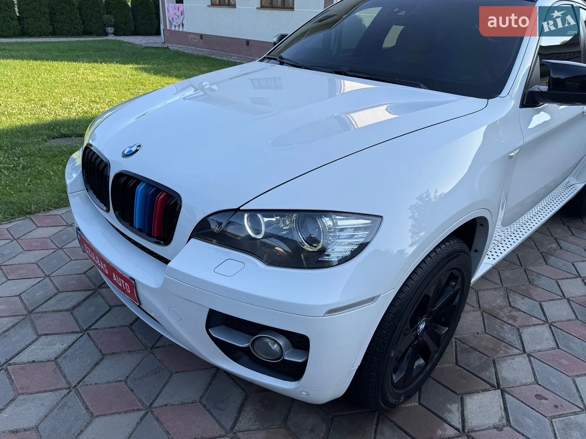 2010 BMW X6 - мініатюра 19
