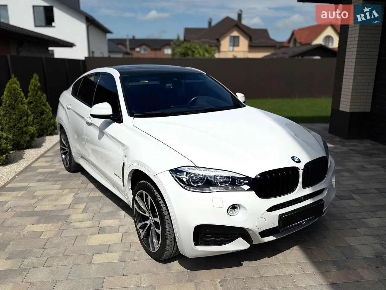 2016 BMW X6 - мініатюра 33