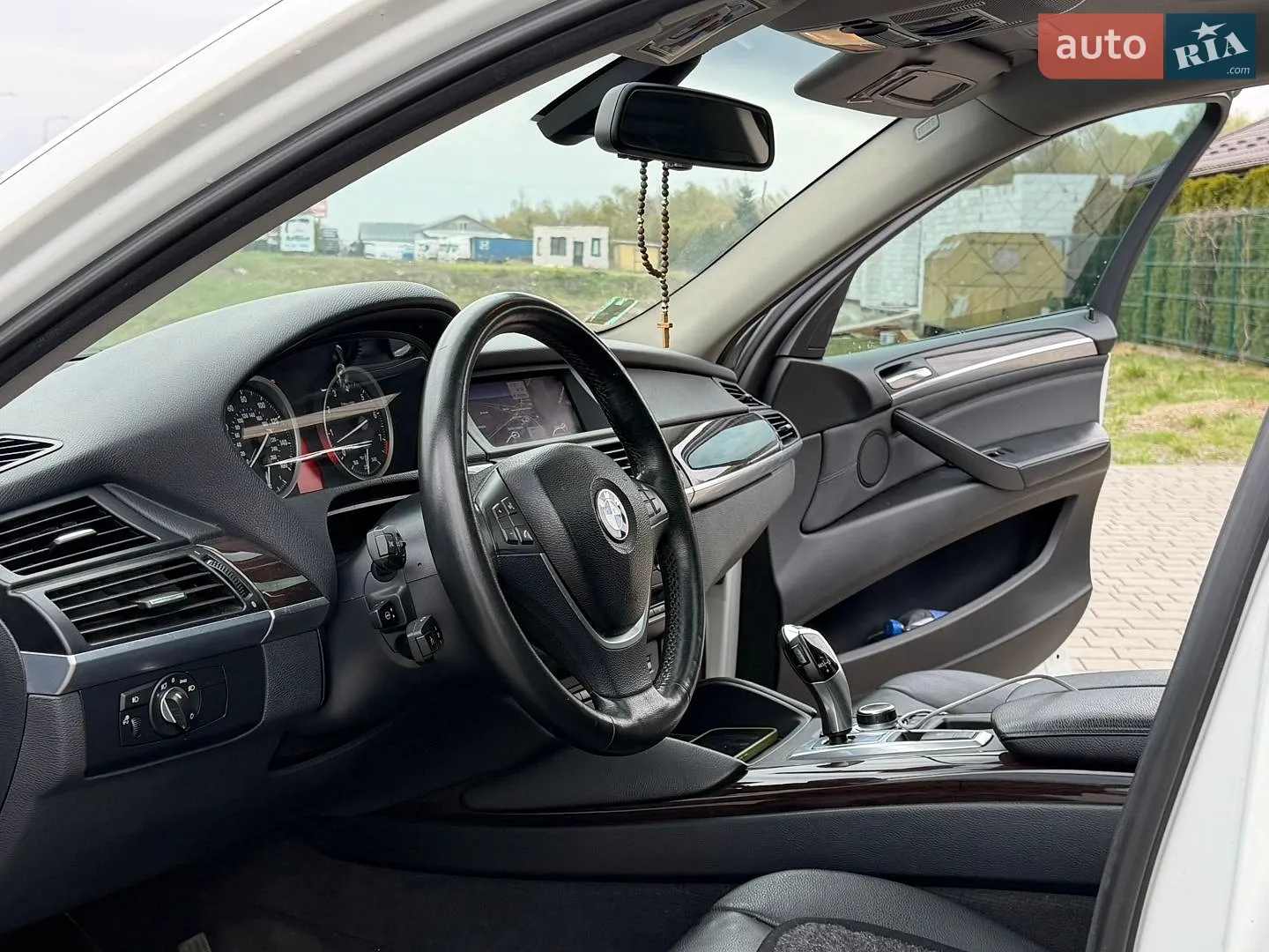2012 BMW X6 - мініатюра 12