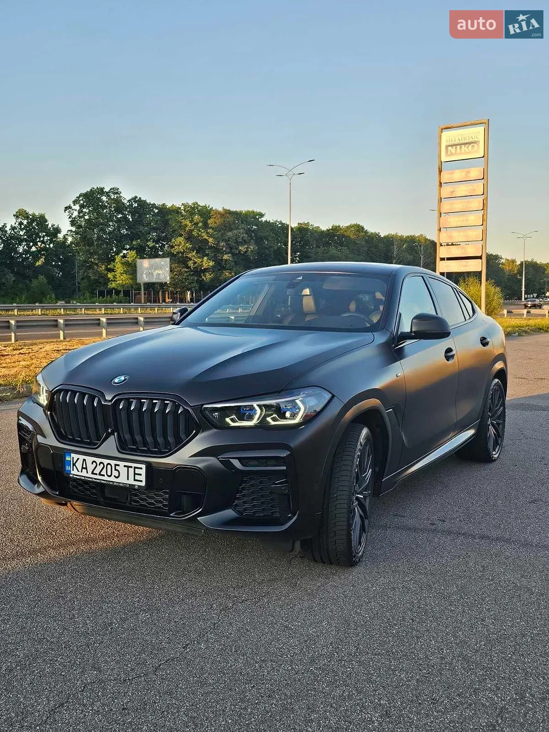 2022 BMW X6 - мініатюра 4