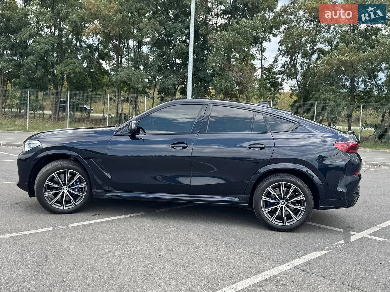 2021 BMW X6 - мініатюра 2