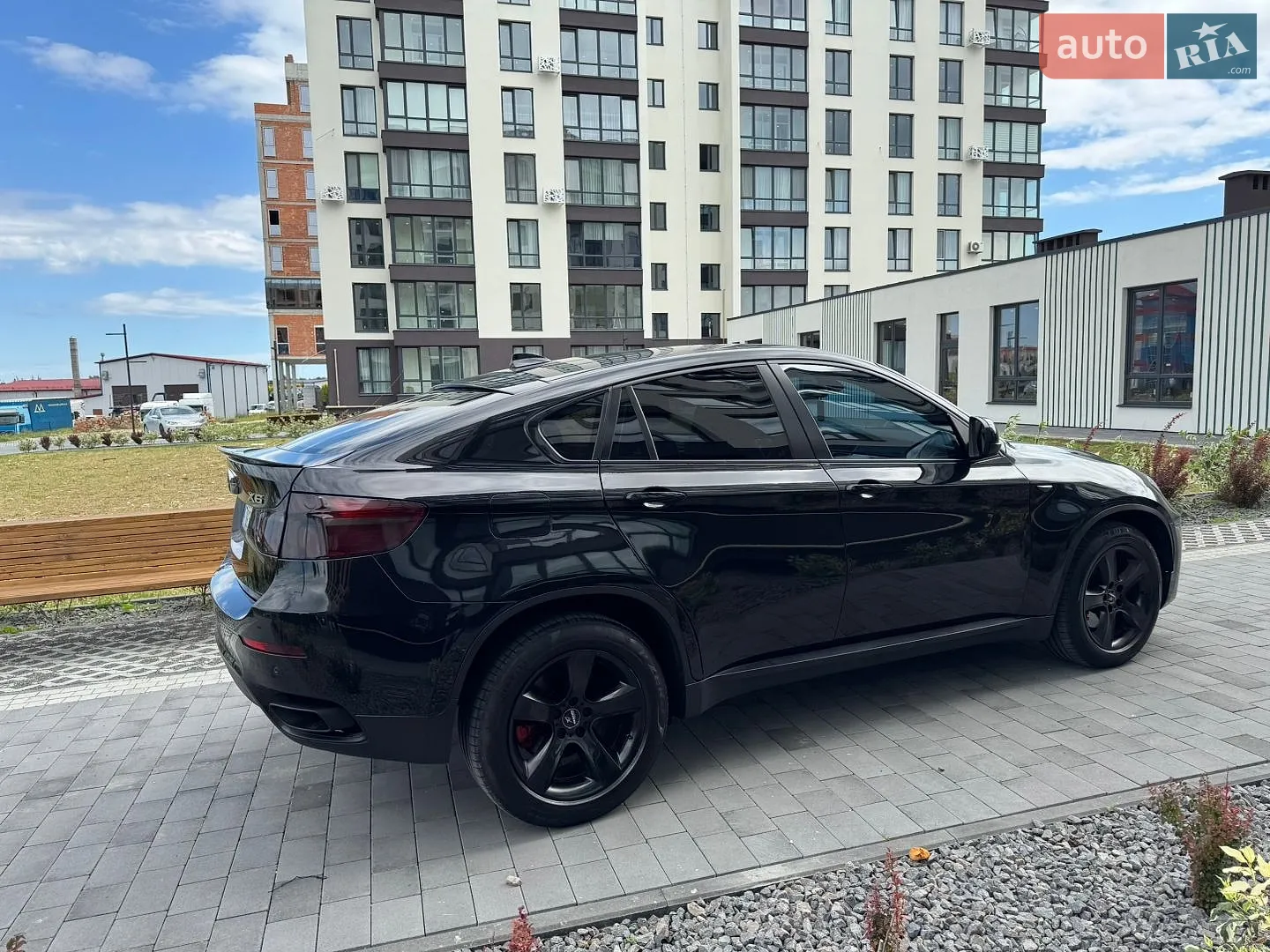 2010 BMW X6 - мініатюра 11