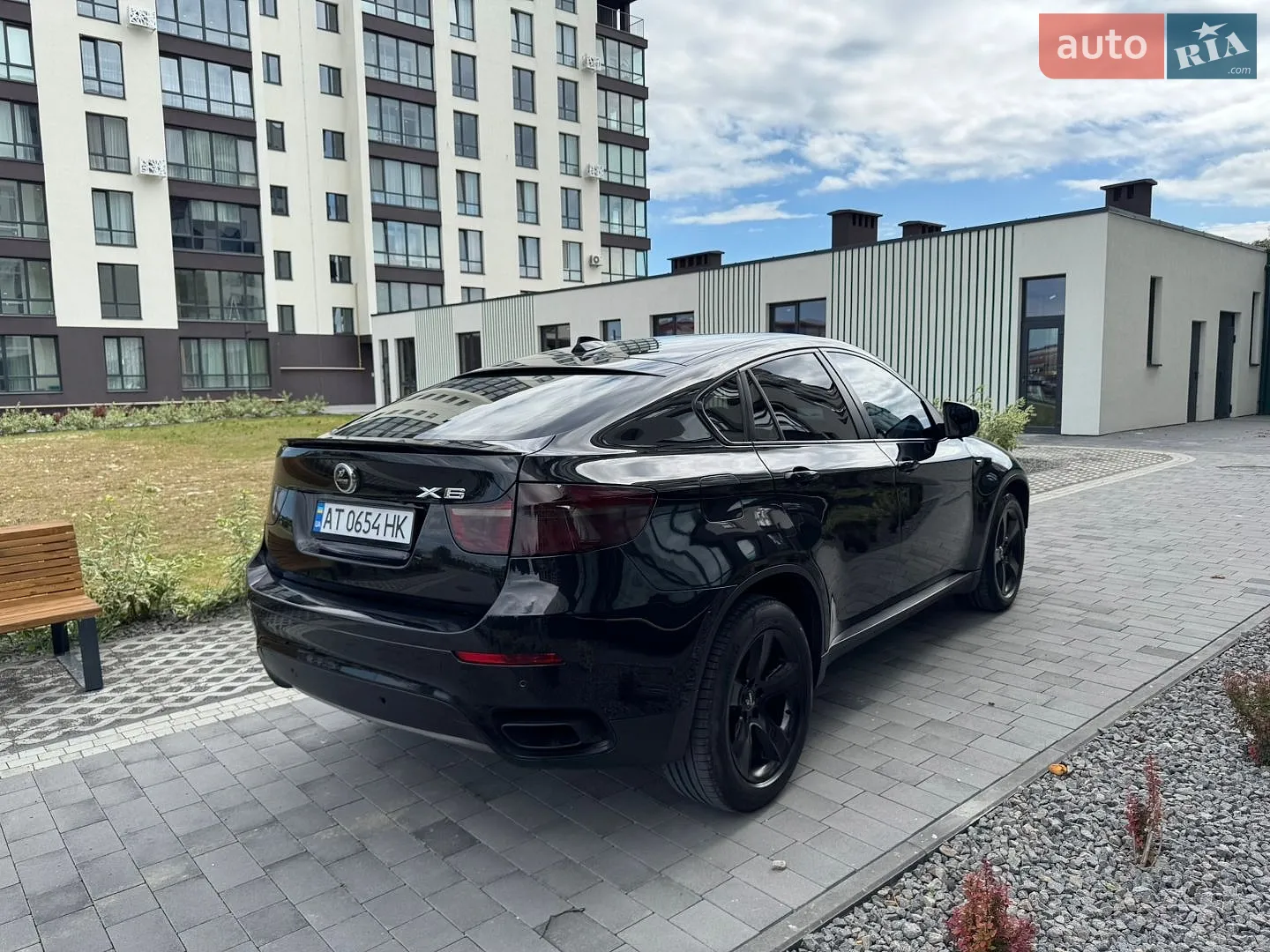 2010 BMW X6 - мініатюра 14