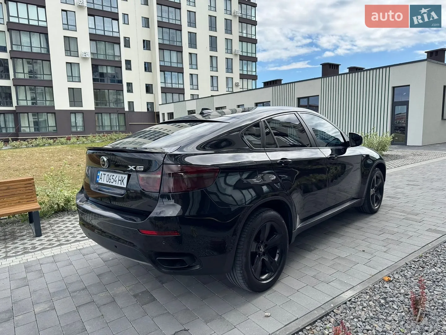 2010 BMW X6 - мініатюра 13