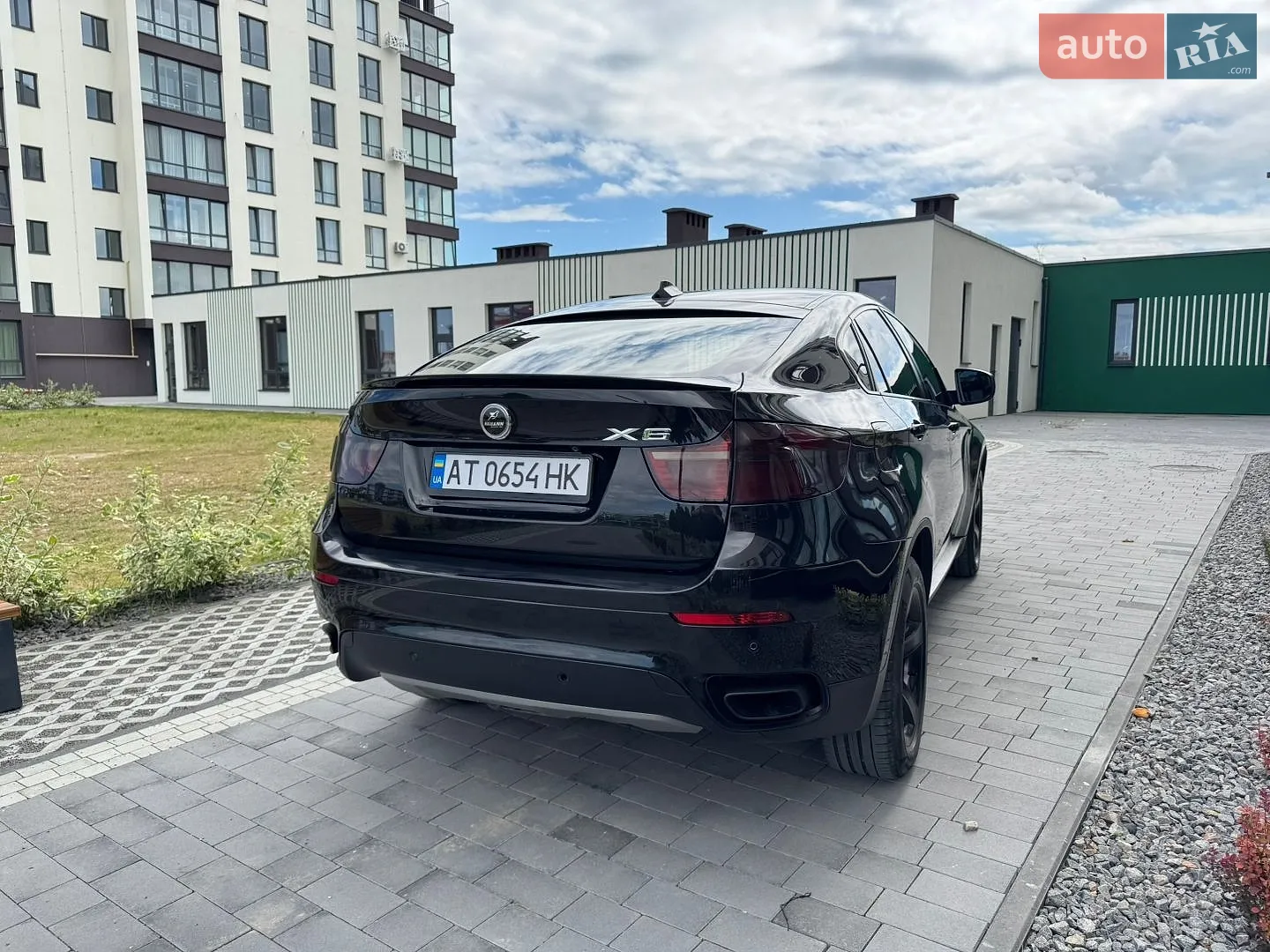 2010 BMW X6 - мініатюра 16