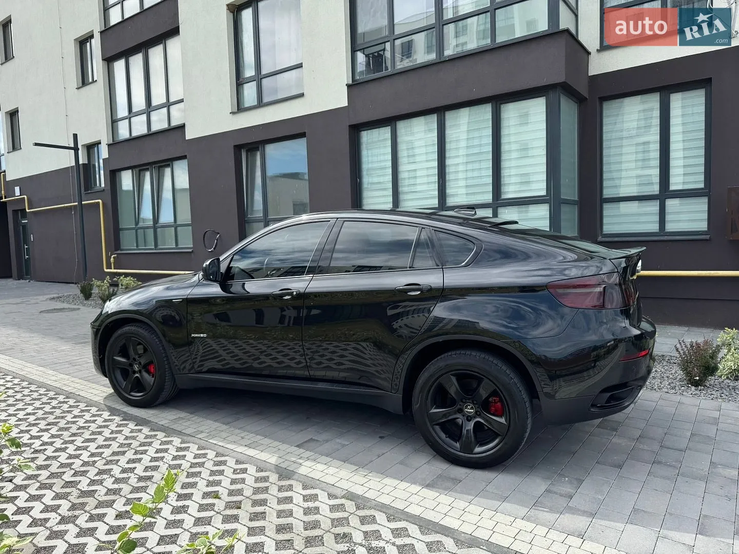 2010 BMW X6 - мініатюра 21