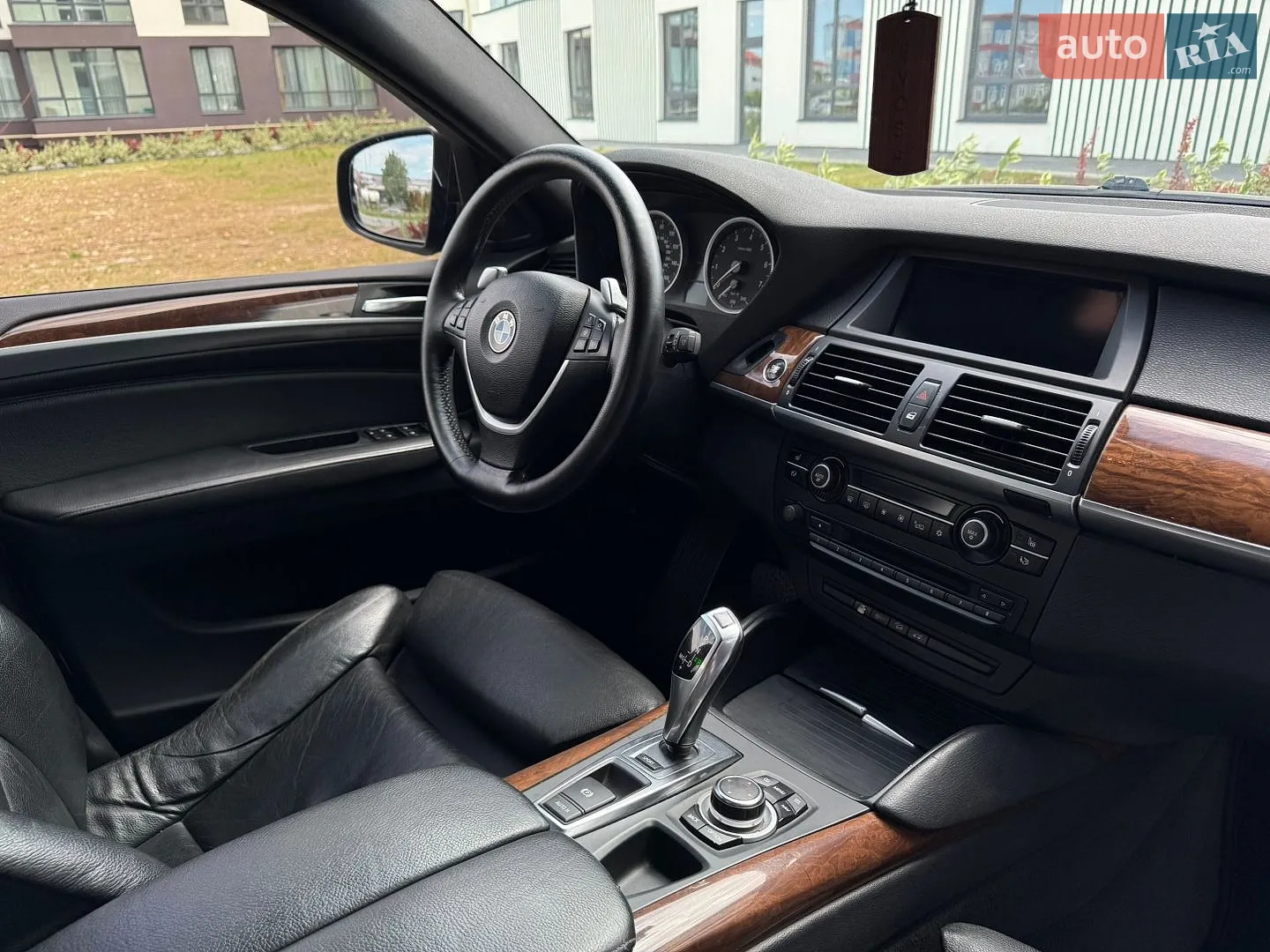 2010 BMW X6 - мініатюра 49
