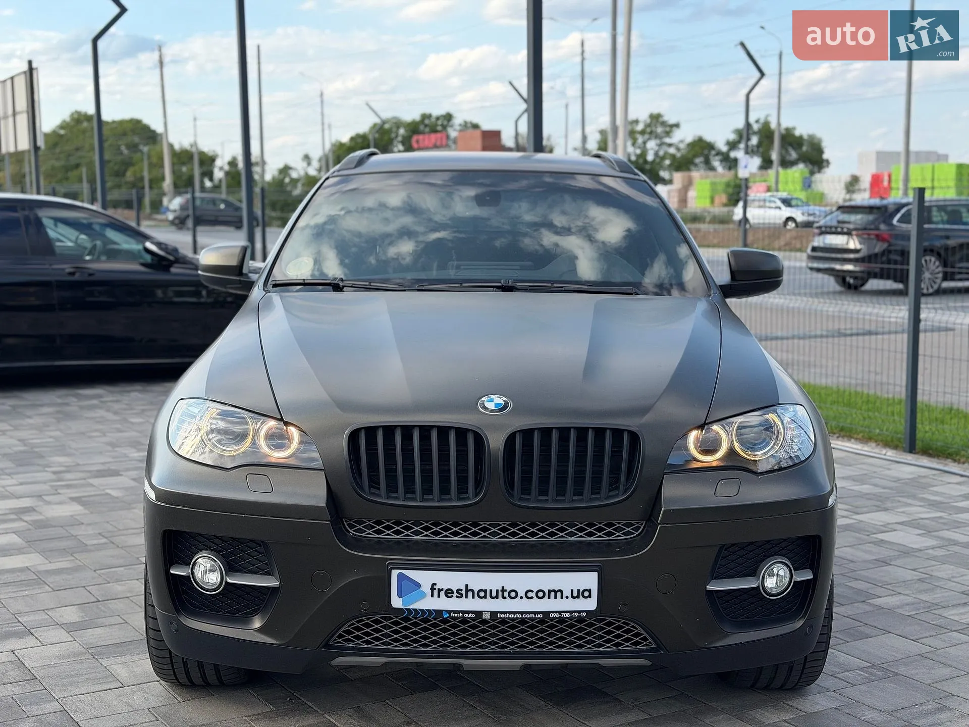 2010 BMW X6 - мініатюра 2