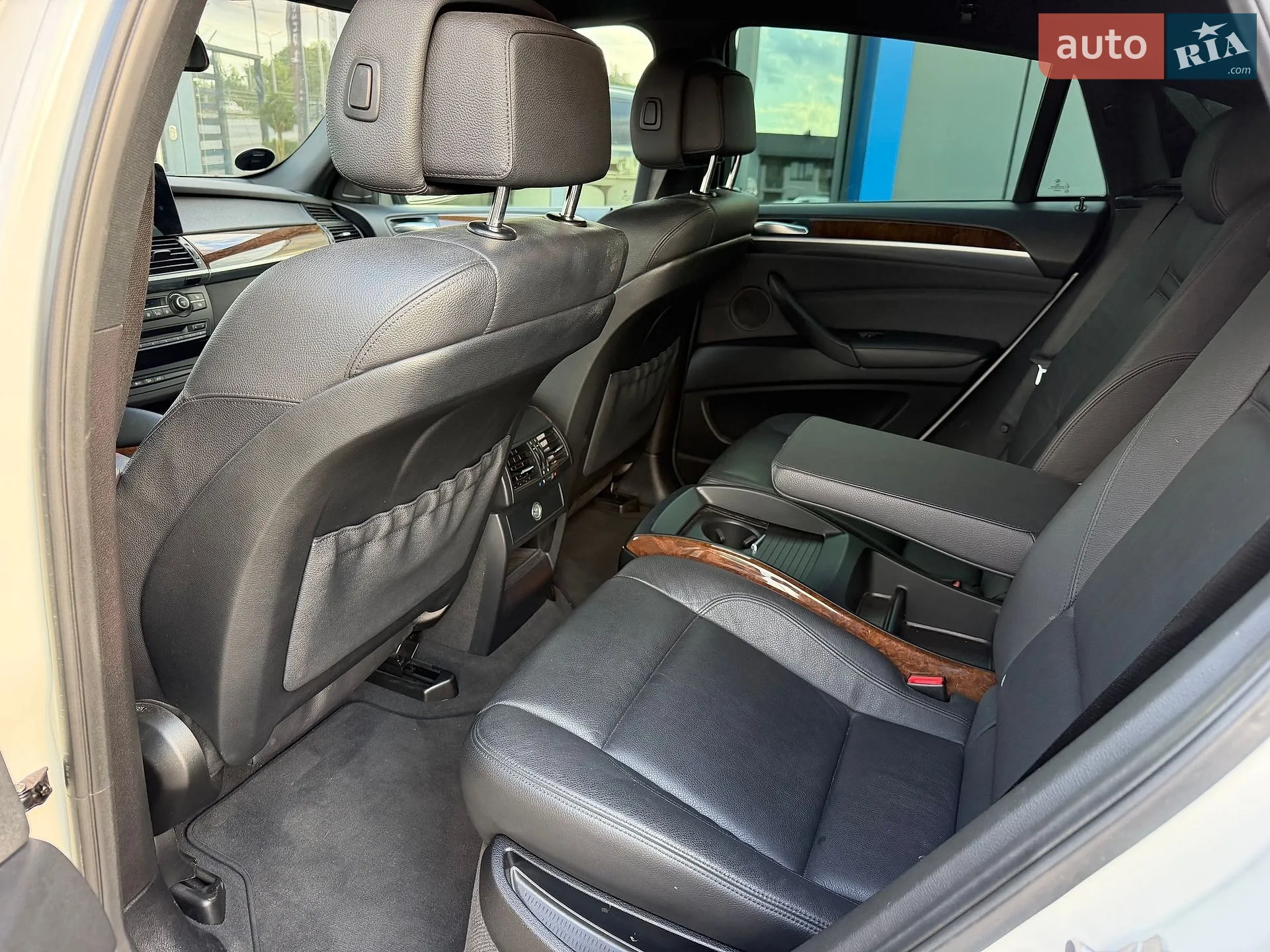 2010 BMW X6 - мініатюра 26