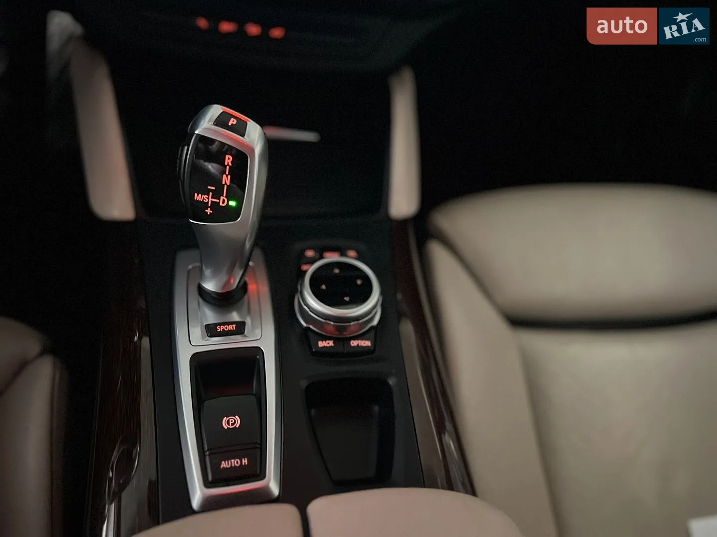 2011 BMW X6 - мініатюра 26