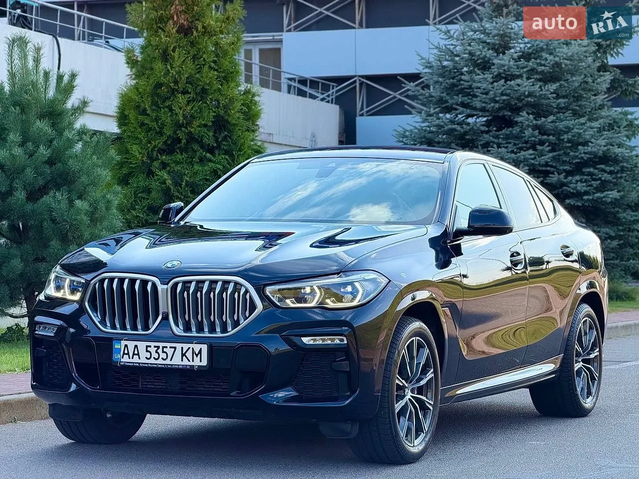 2021 BMW X6 - мініатюра 2