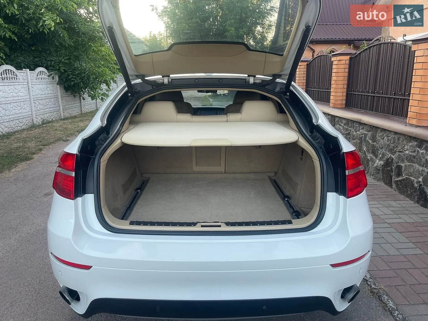 2011 BMW X6 - мініатюра 11