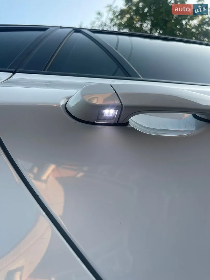 2011 BMW X6 - мініатюра 16