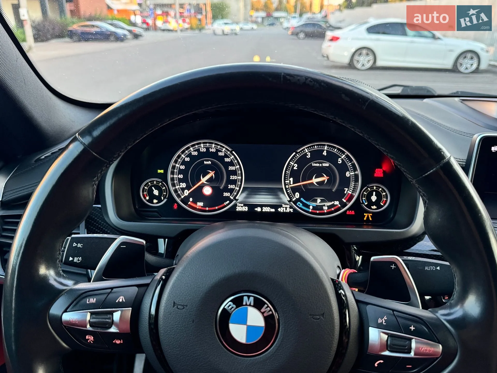 2016 BMW X6 - мініатюра 26