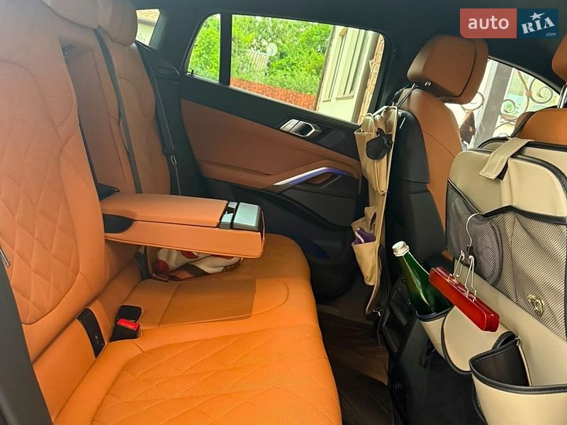 Внедорожник / Кроссовер BMW X6 2024 в Киеве