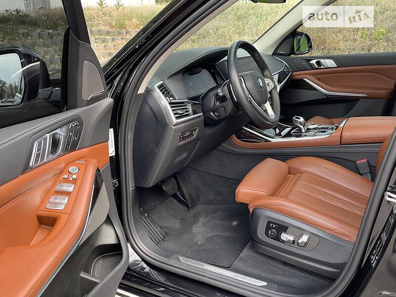 Позашляховик / Кросовер BMW X7 2020 в Києві