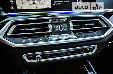 Внедорожник / Кроссовер BMW X7 2020 в 