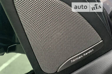 Позашляховик / Кросовер BMW X7 2020 в 
