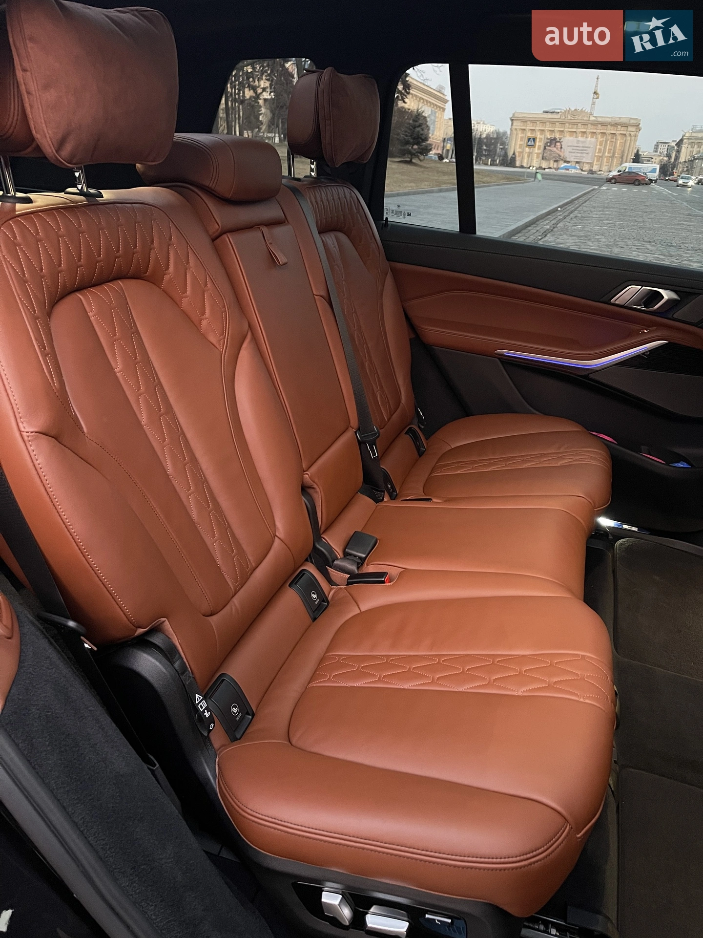 2020 BMW X7 - мініатюра 10
