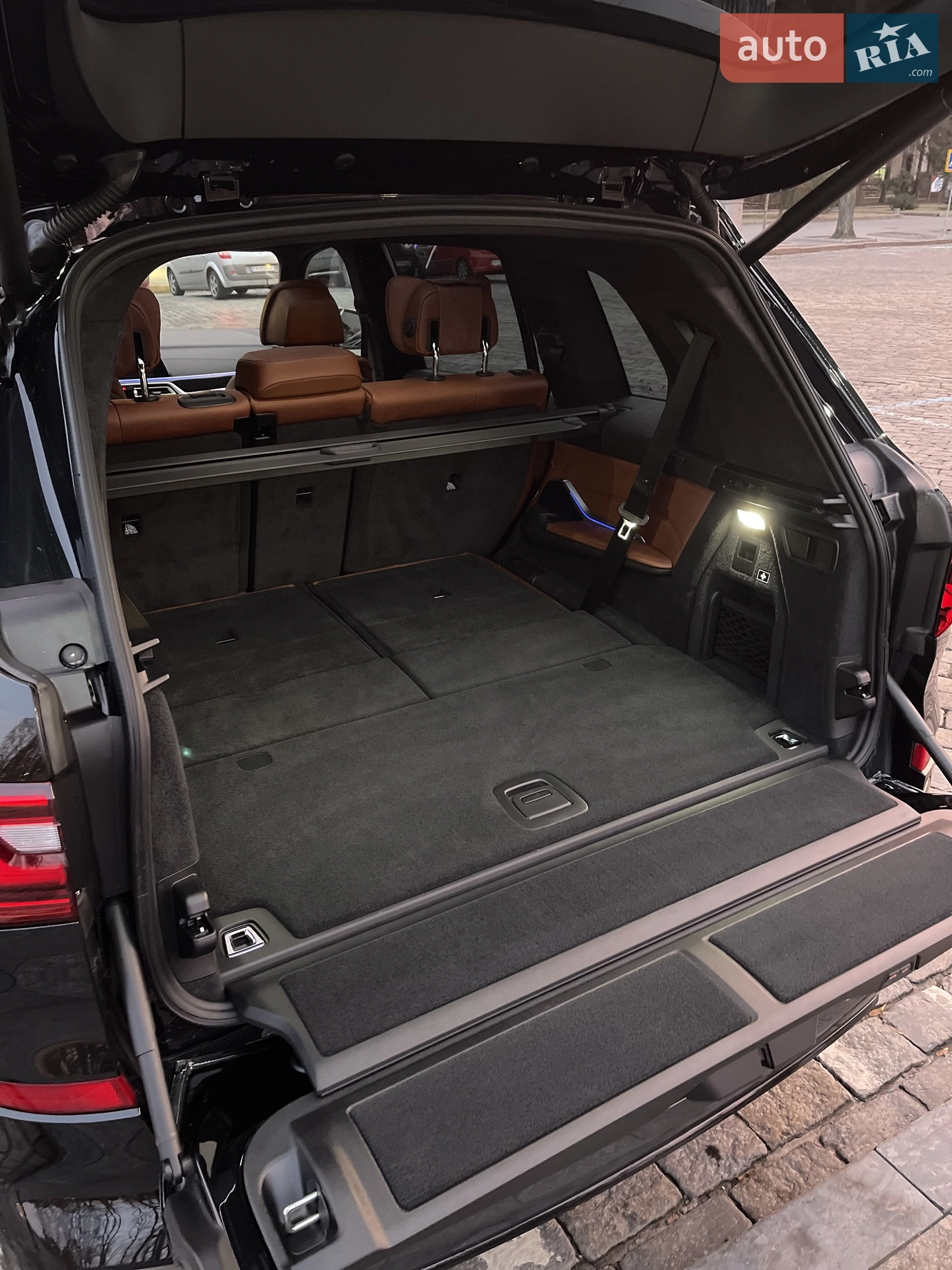 2020 BMW X7 - мініатюра 15