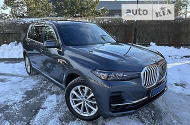 Позашляховик / Кросовер BMW X7 2019 в 