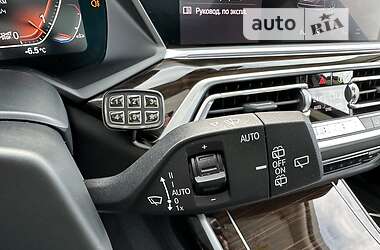 Позашляховик / Кросовер BMW X7 2019 в 