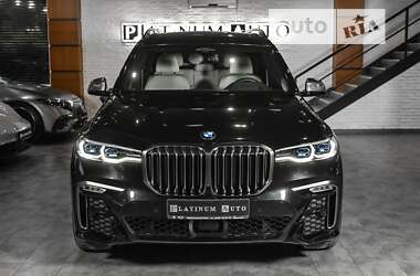 Позашляховик / Кросовер BMW X7 2020 в 