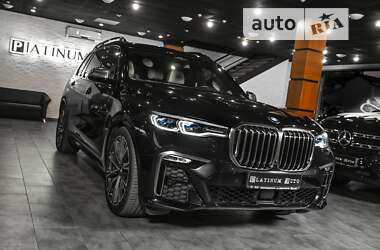Позашляховик / Кросовер BMW X7 2020 в 