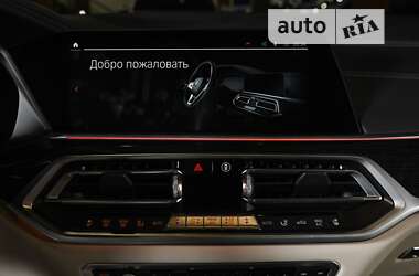 Позашляховик / Кросовер BMW X7 2020 в 