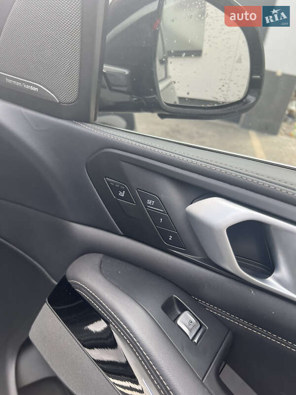 Внедорожник / Кроссовер BMW X7 2019 в Ужгороде